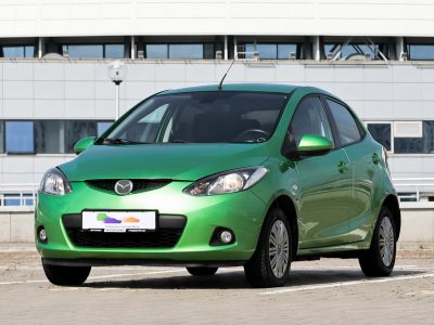 Mazda 2 