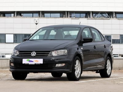 VW Polo Sedan 
