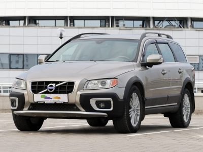 Volvo XC70 