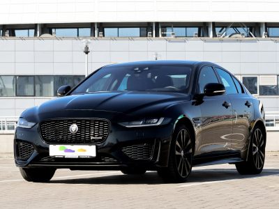 Jaguar XE R
