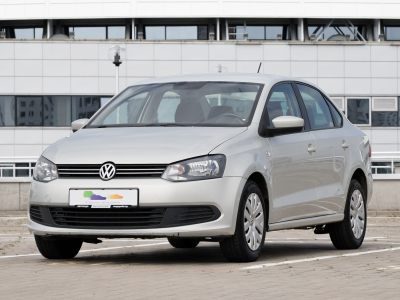 VW Polo Sedan 